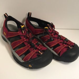 Keen 9.5 sandals